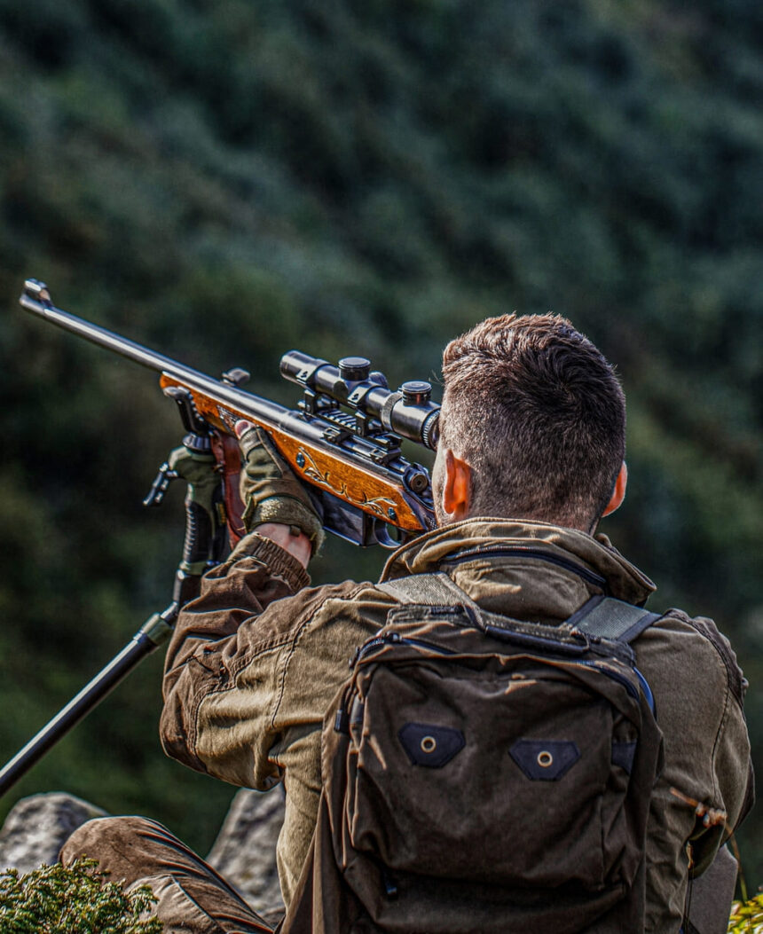 Guided mule deer hunts and waterfowl hunting experiences with Powder Morning Hunting Company in Western Nebraska.