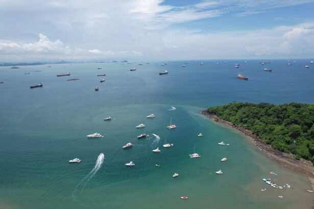 Enjoy a boat rental excursion with Panama City Pontoon Charters