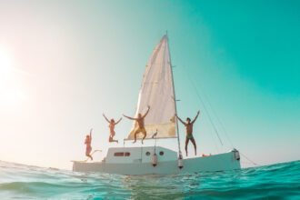Florida boat rentals Marco Island - 26ft deck boat cruising local waters