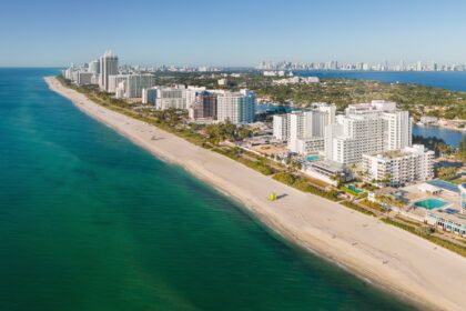 Scenic Key West tour from Miami FL by Wide Angle Tours